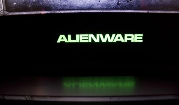 Thương hiệu Alienware, giá cũng không rẻ