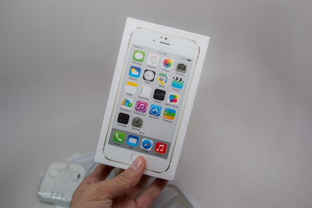 Hộp đựng tương tự như những iPhone đời trước