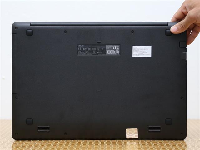 Máy được tích hợp CPU Intel Celeron N2830 xung nhịp 2.16GHz