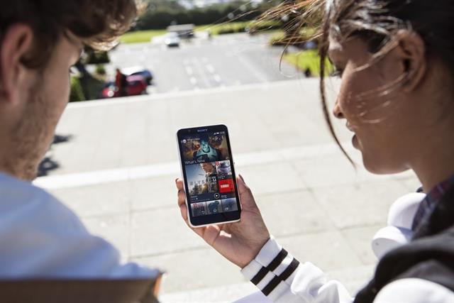 Smartphone giá rẻ đầu tiên trong năm 2015 của Sony