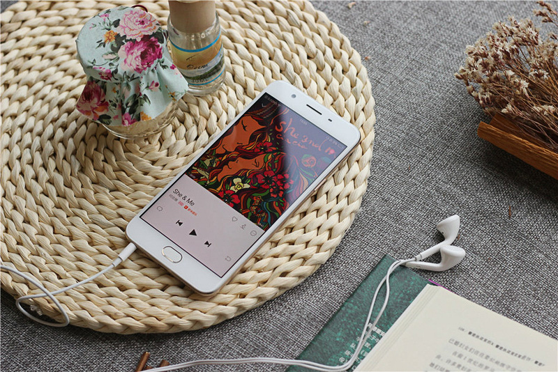 OPPO F1s