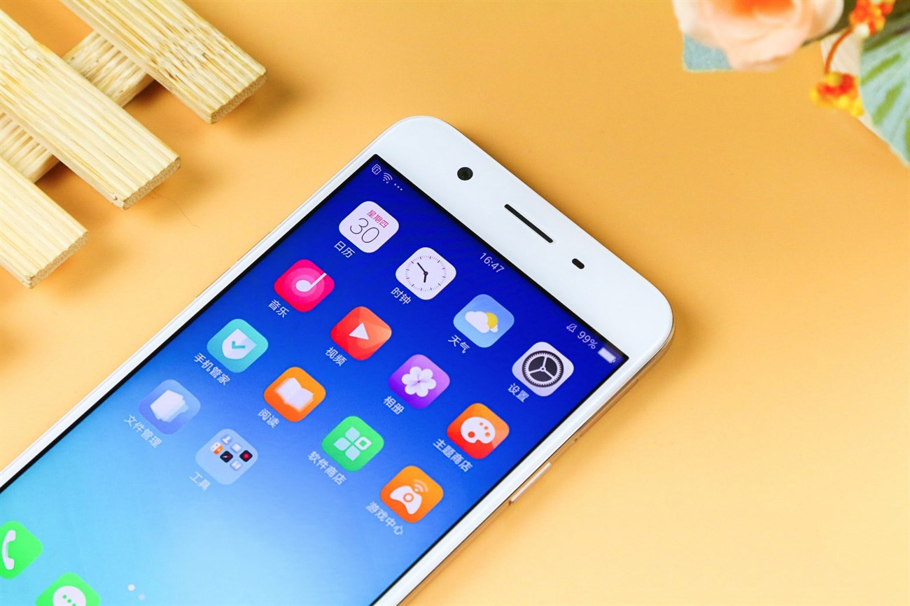 OPPO F1s
