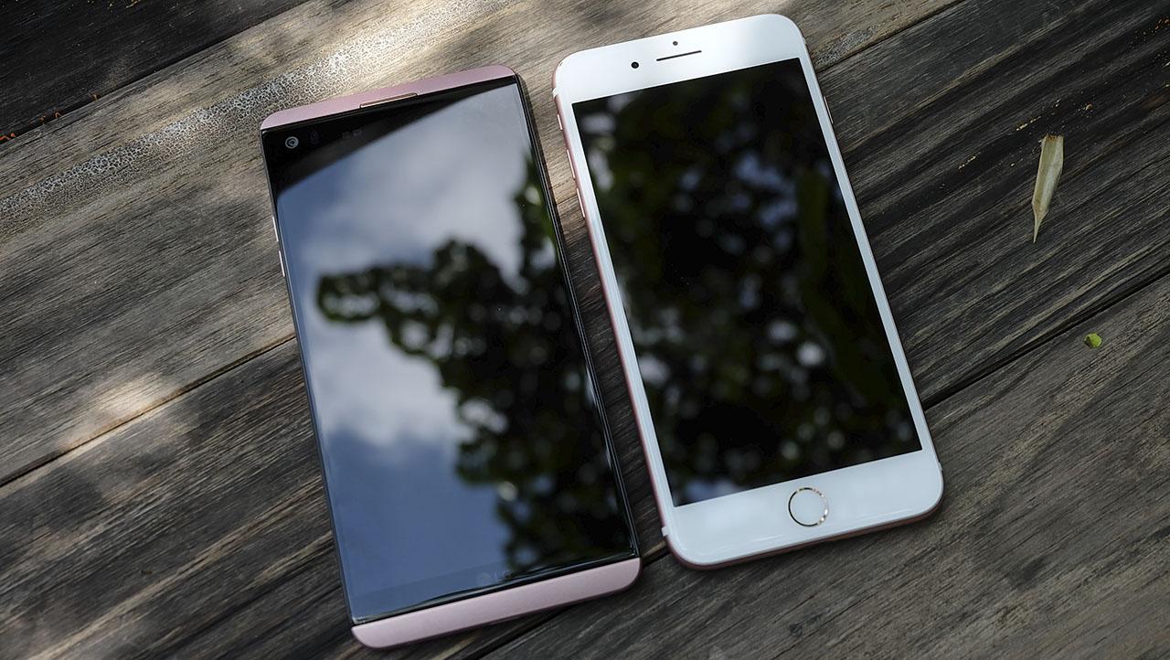 so sanh lg v20 va iphone 7 plus so sanh lg v20 va iphone 7 plus