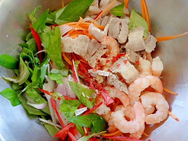 Cách làm gỏi bưởi tôm thịt thơm ngon Cách làm gỏi bưởi tôm thịt thơm ngon