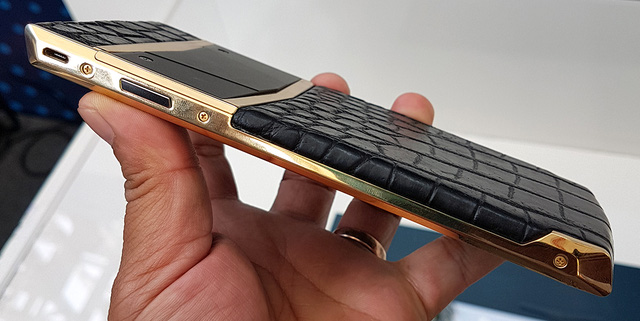 Viettel Luxury Phone Viettel sắp ra mắt điện thoại cao cấp giống Vertu siêu bảo mật