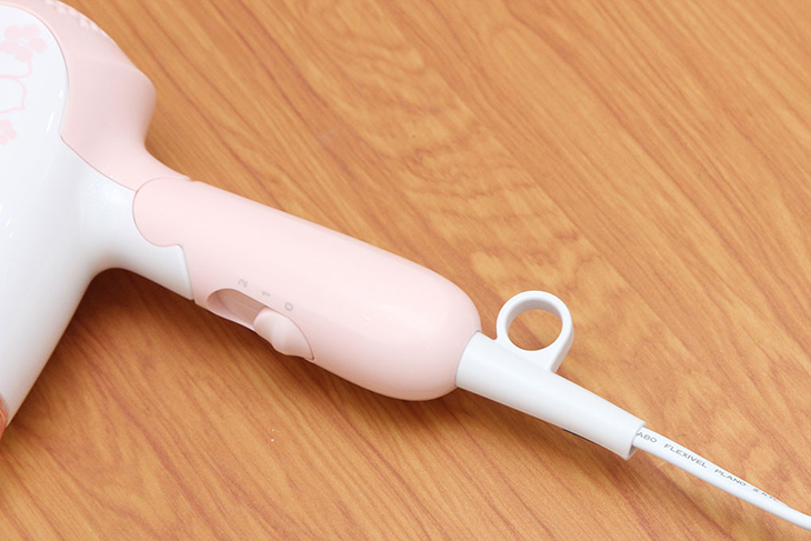 Những điều nhất định phải lưu ý khi chọn mua máy sấy tóc