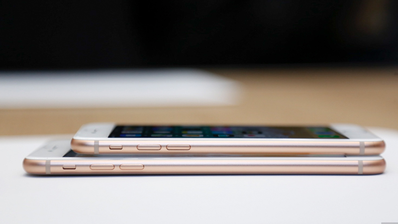 Trên tay iPhone 8 Plus Trên tay iPhone 8 Plus