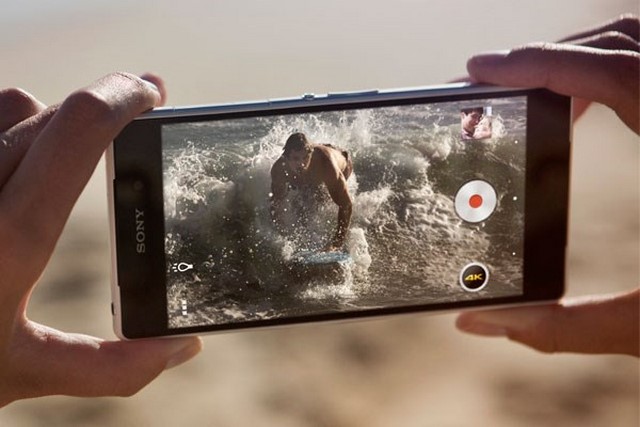 Máy có khả năng quay video chất lượng 4K, cho chất lượng từng thước phim tuyệt vời Máy có khả năng quay video chất lượng 4K, cho chất lượng từng thước phim tuyệt vời