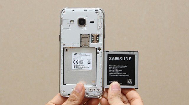Máy được tích hợp thêm công nghệ Ultra Power Saving Mode giúp tiết kiệm pin hơn Máy được tích hợp thêm công nghệ Ultra Power Saving Mode giúp tiết kiệm pin hơn