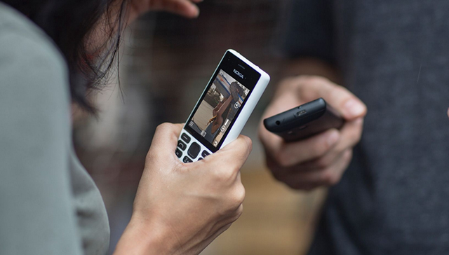 Nokia 150 - Nhanh, nhẹ và hữu dụng Nokia 150 - Nhanh, nhẹ và hữu dụng