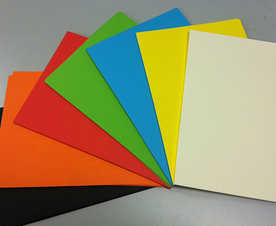 Art paper has a variety of colorful patterns 